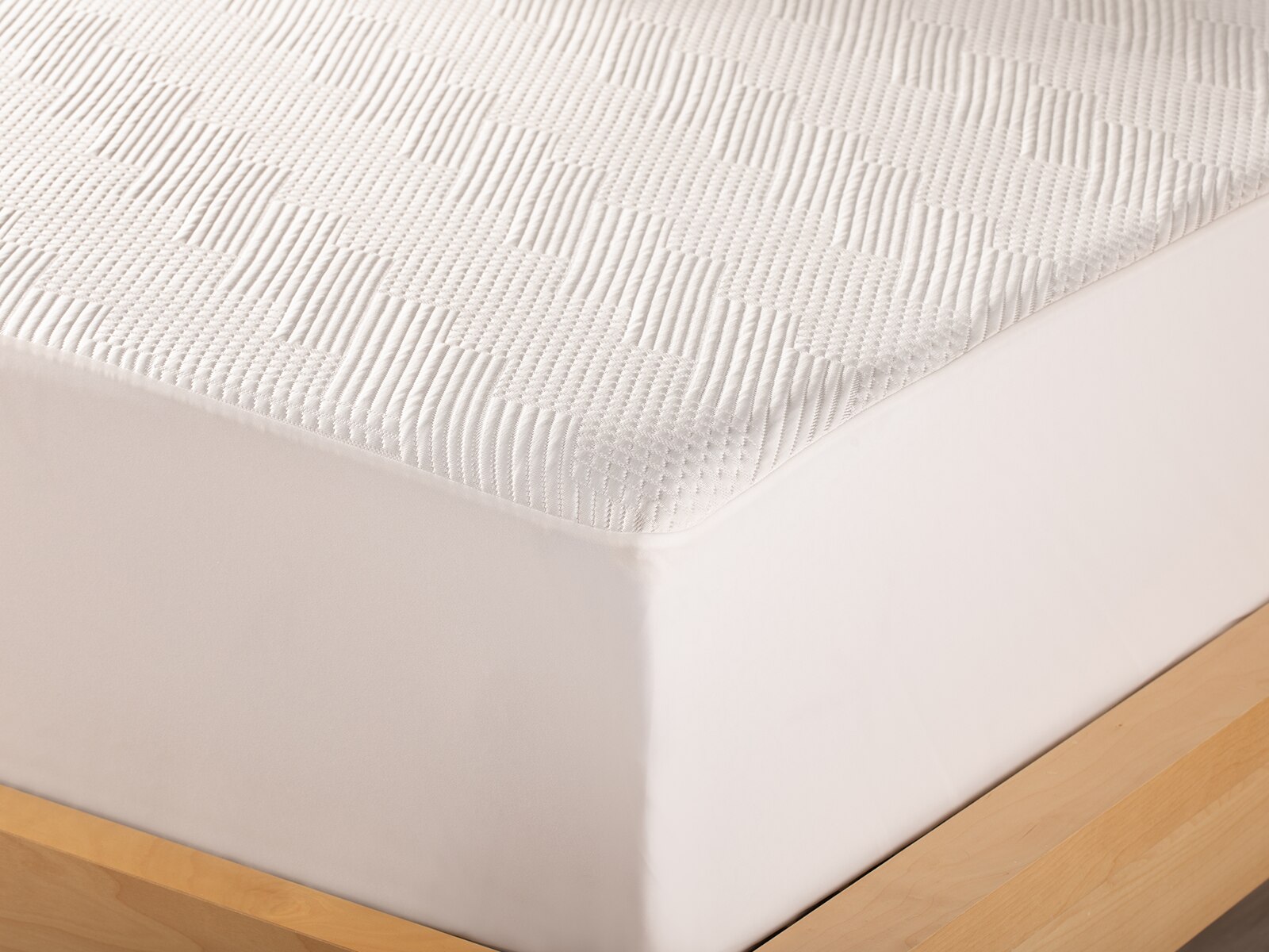 Cooling Knit Mattress Protector